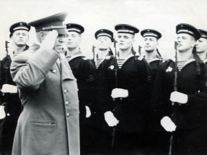 Г.Жуков на крейсере "Куйбышев" 1957г.