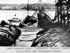 Подъем линкора в Севастопольской бухте